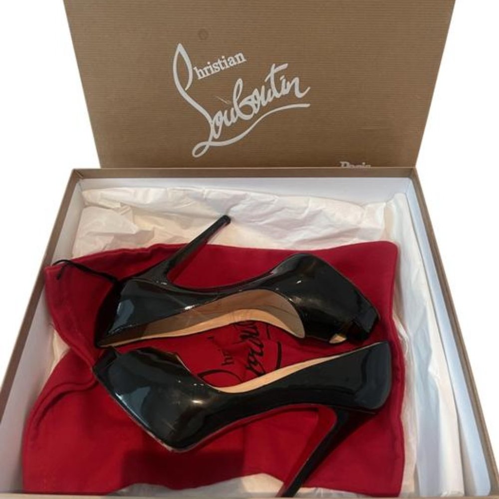 Christian Louboutin Black Very Prive Patent Pumps